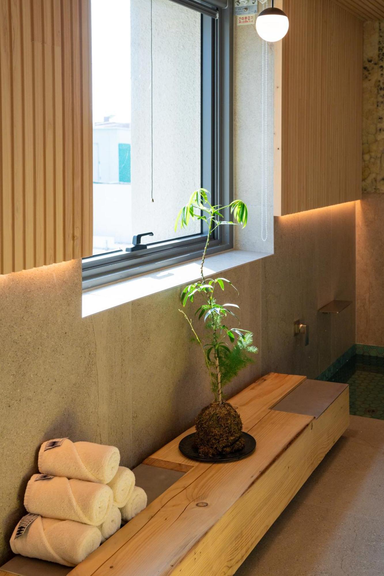 Pbr7 Hotel Unusual Stay 慶州市 エクステリア 写真